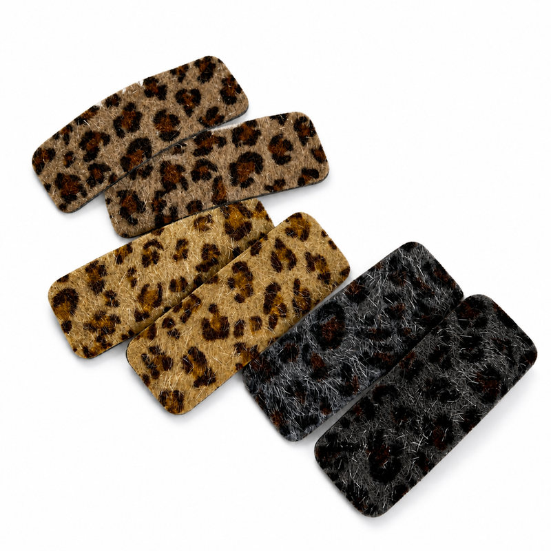 Leopard Fleece Side Clip Set on a pure white background with a natural product shadow